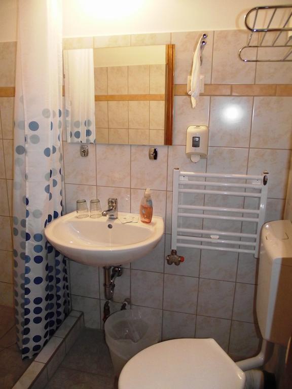 Mediterrán Vendégház Kecskemét Habitación foto