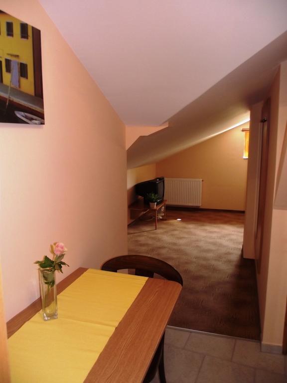 Mediterrán Vendégház Kecskemét Habitación foto