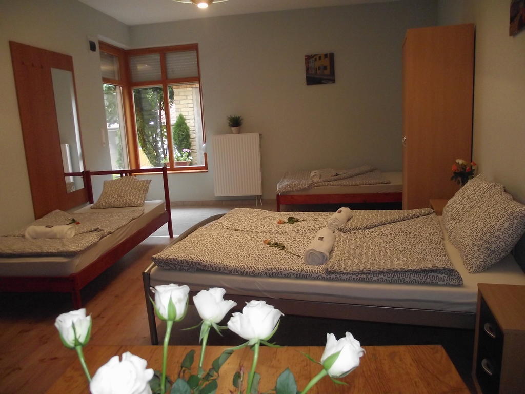 Mediterrán Vendégház Kecskemét Habitación foto